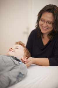 CranioSacral Therapie bei einem Schulkind